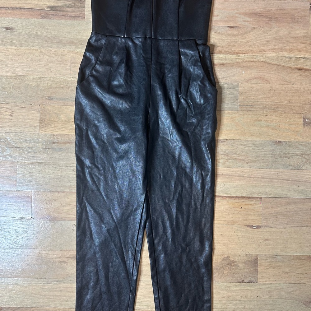 Elegant Black Strapless Jumpsuit - Picture 2 of 6